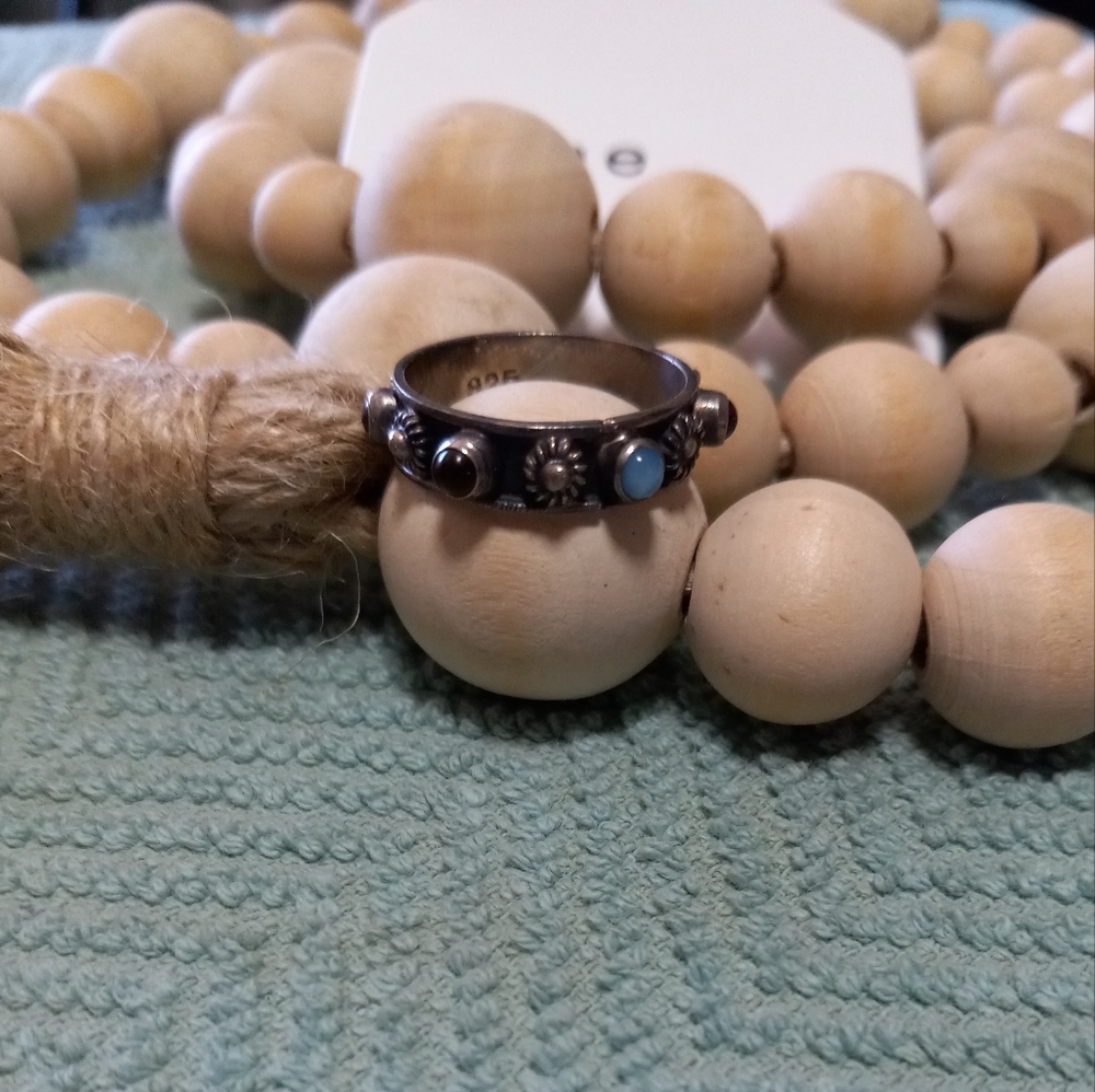 Silver Ring w/ Flowers & Multicolored Stones